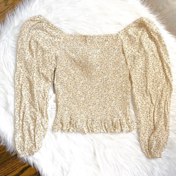 LOST + WANDER Sweet Floral Print Top YELLOW SMALL - Picture 4 of 5